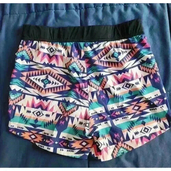 Tachuntfish THF Athletic Shorts Womens Sz M WARRIOR Pockets Logo Active Gym Run - Picture 2 of 3